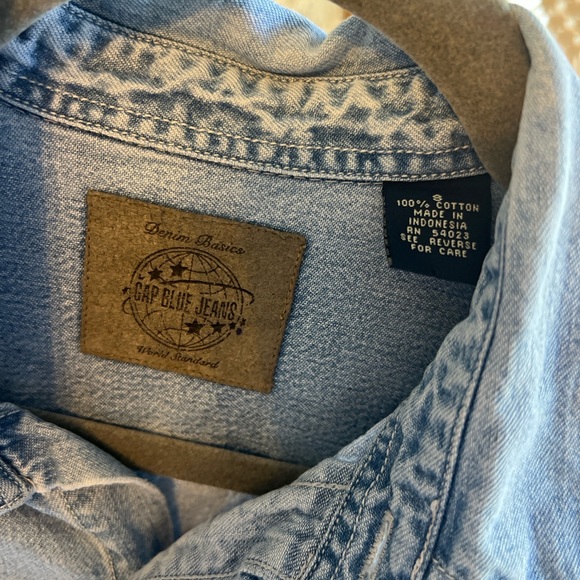 Vintage Gap Denim Button Up Shirt - Picture 2 of 8
